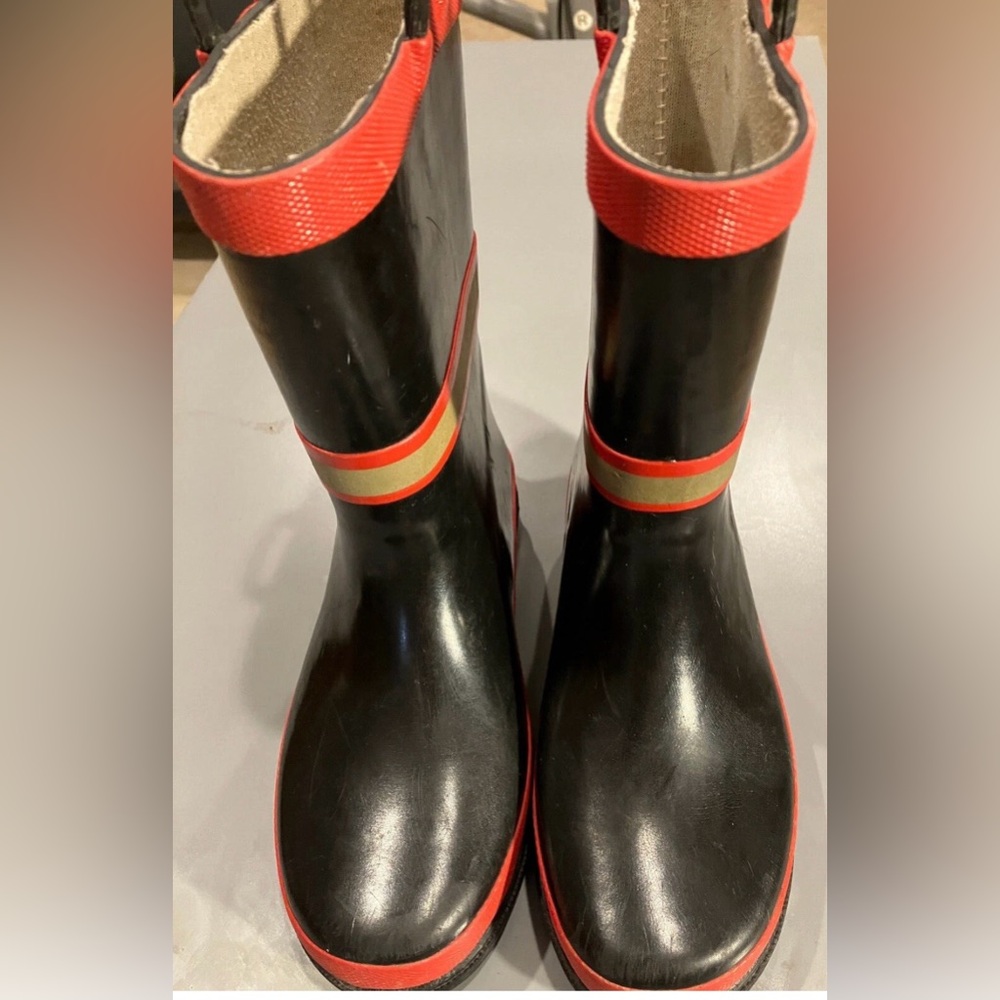 Western Chief Black Kids Rain Boots with Red Accents and Gold Label Size 13